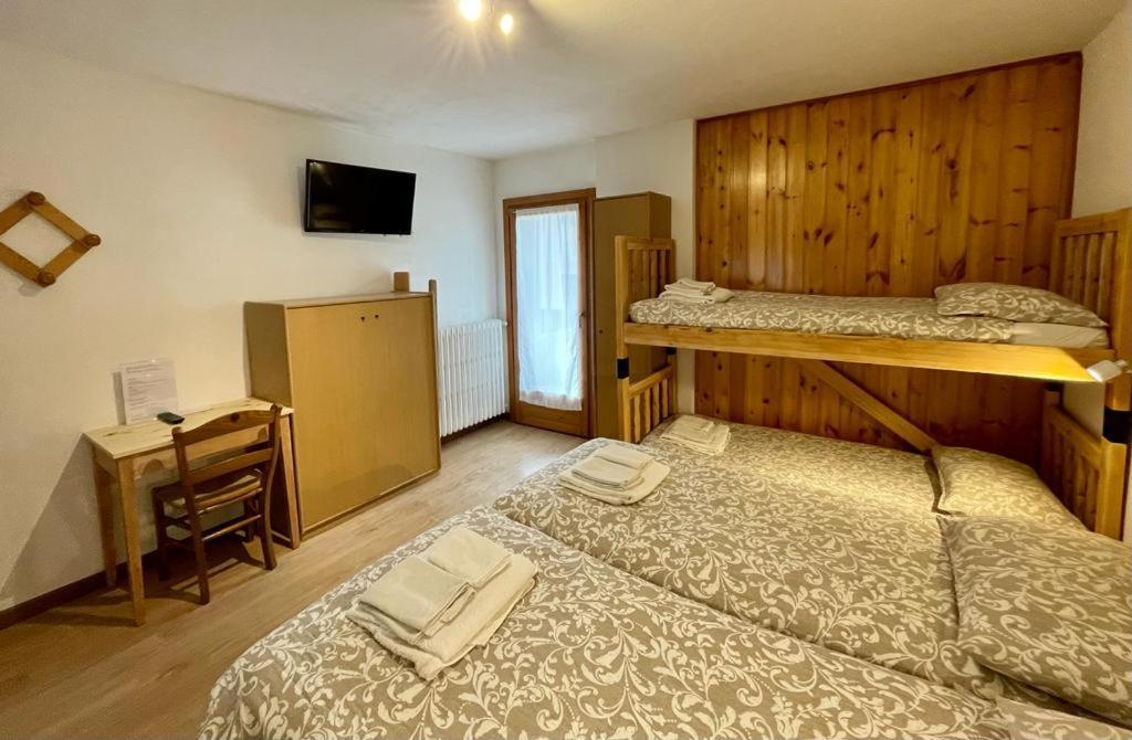 Ambassador Rooms In Bormio, Solo Camera Senza Colazione Экстерьер фото
